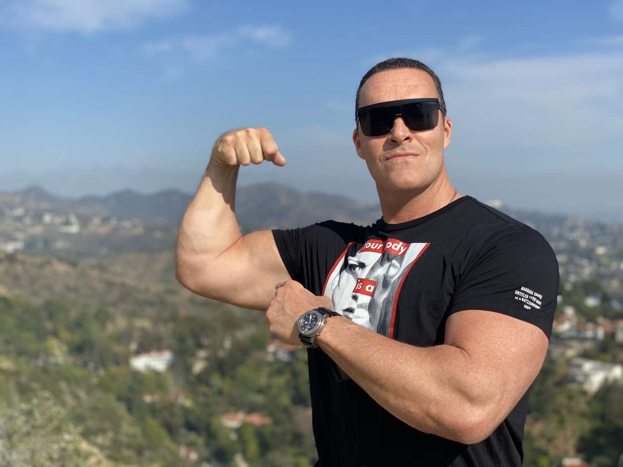 Актер и бодибилдер Александр Невский