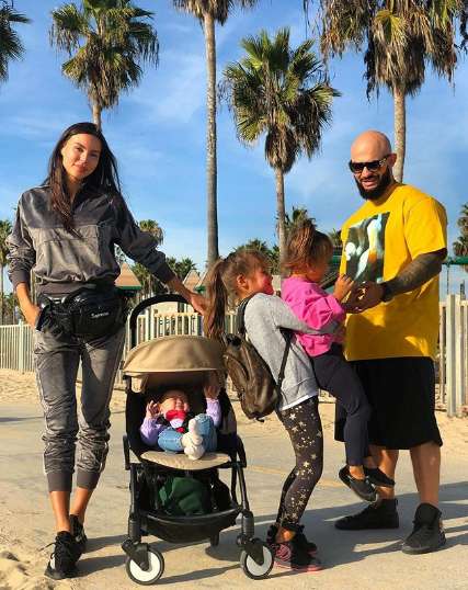 Джиган и Оксана Самойлова с детьми