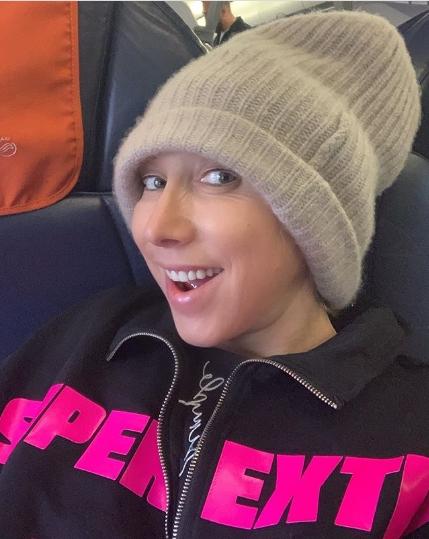 Елена Воробей продает двухуровневый дом в Черногории