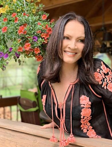 СМИ: друг сообщил о трауре в семье Ротару