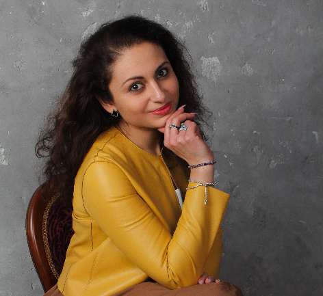 Ведунья и таролог Саона Ведунья и таролог Саона