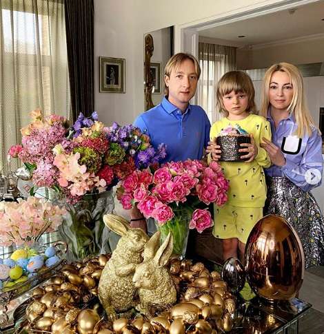 звездную семью поддерживает весь шоу-бизнес