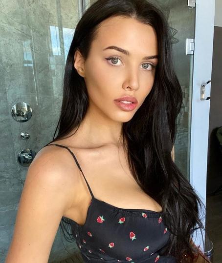 Решетова выложила селфи пятилетней давности