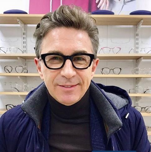 Сюткин зарабатывает на онлайн-поздравлениях в период самоизоляции