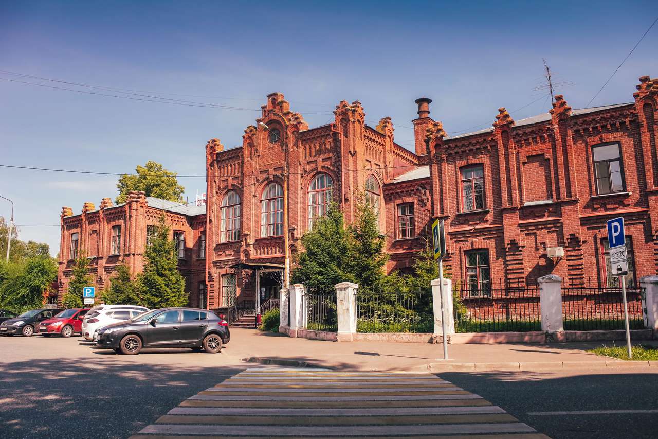 многие российские города напоминают зарубежные образцы