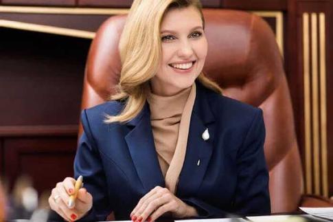 Жену Зеленского, инфицирован­ную COVID−19, госпитализиро­вали