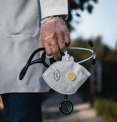 «Не панацея»: Минздрав отреагировал на заявление ВОЗ о прорыве в лечении COVID−19