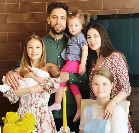 Не Ванечкой зовут: звезды, давшие детям необычные имена