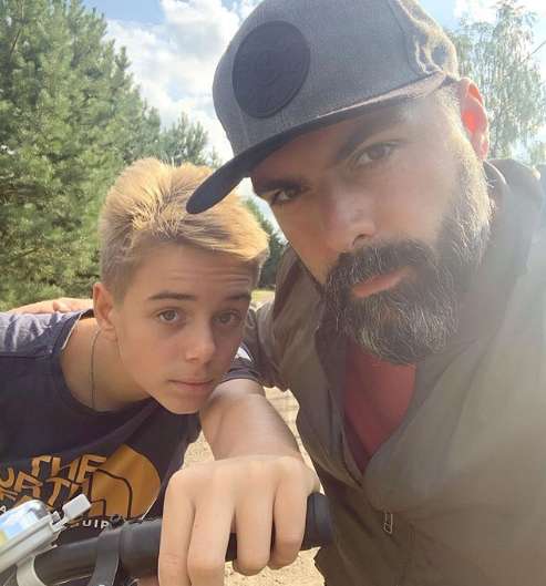 Дмитрий Исхаков с сыном Полины Гагариной