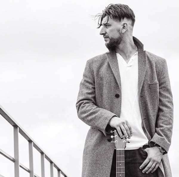 Александр Устюгов