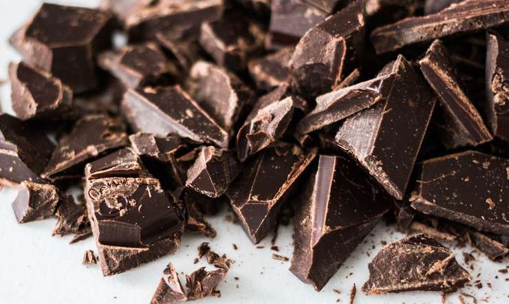 Горький шоколад положительно влияет на здоровье