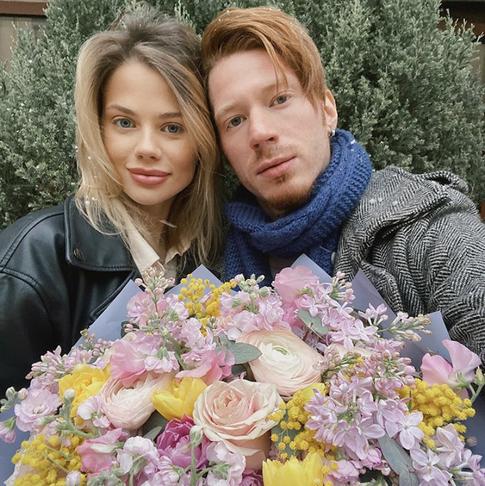 Никита Пресняков трогательно поздравил жену с годовщиной