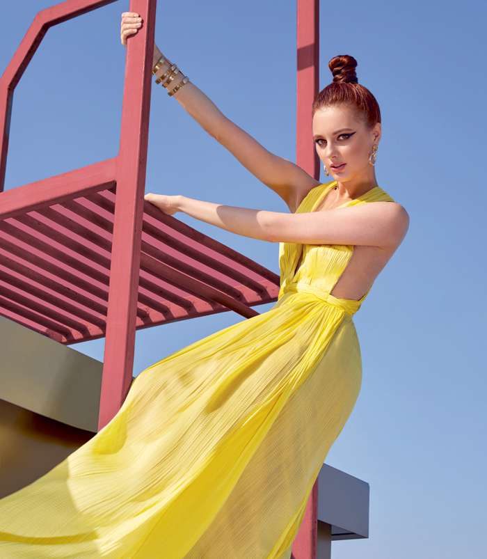 Платье, Maria Lucia Hohan (VIPAVENUE); серьги и браслет, все – LaRobe