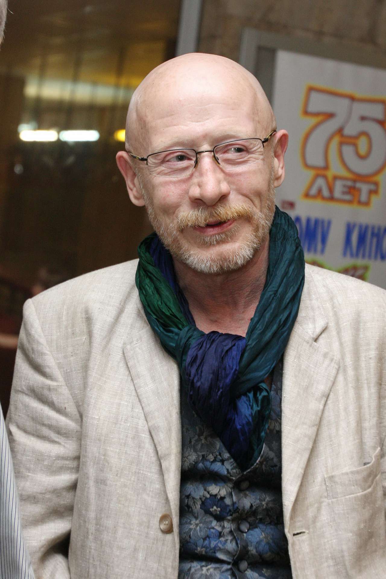 Актер Виктор Проскурин