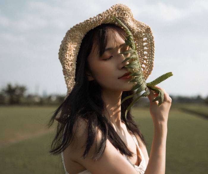 C наступлением нового летнего сезона стоит провести ревизию в косметичк