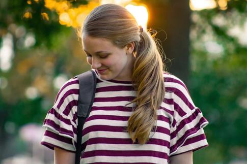 Что у тебя с головой: способы скрыть несвежие волосы