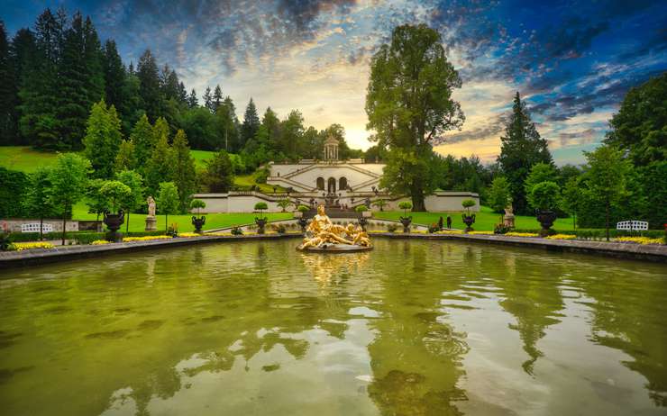 Невероятный сад замка Линдерхоф