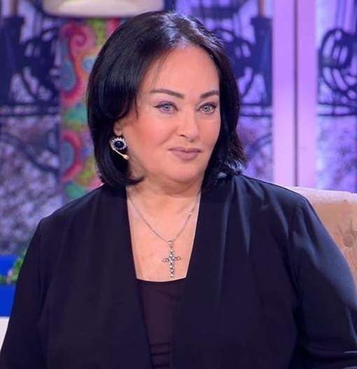 ЛАРИСА ГУЗЕЕВА