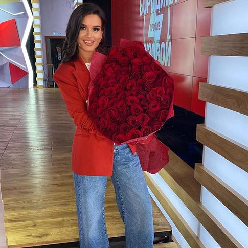 Ксения Бородина вывела на чистую воду жениха Азизы: «Он откровенно флиртовал с другой девушкой»