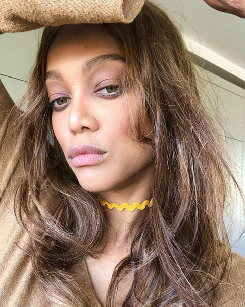 На зависть: селебритис, которых узнают по пятой точке