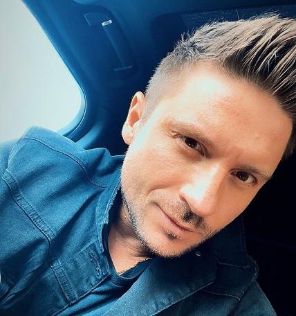 «Мне снова 18»: Лазарев похудел на 12 килограммов