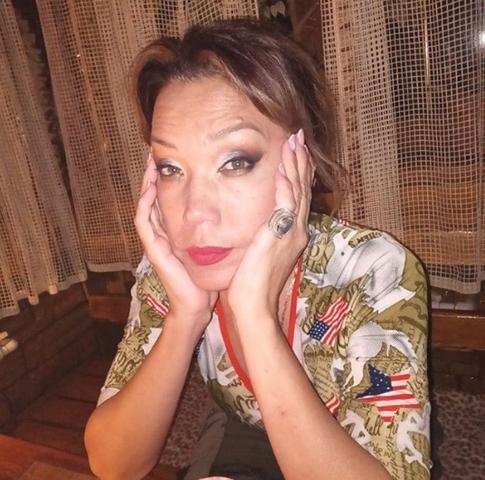 Жених просит Азизу простить его поведение с другой