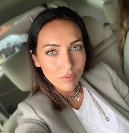 Алсу взяла на морскую прогулку четырехлетнего сына