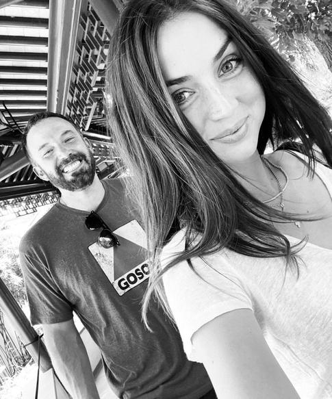 Актер Бен Аффлек расстался со своей возлюбленной