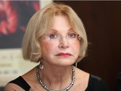 Мария Максакова призналась, что мать не хочет с ней встречаться