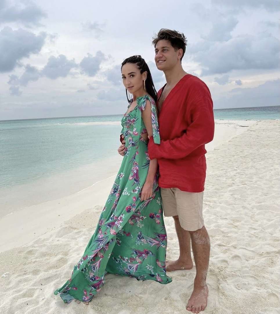 Ольга Бузова и Давид Манукян