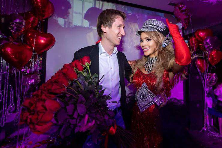 Анна со своим возлюбленным