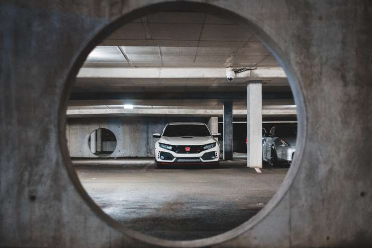 Припаркуйтесь в укромном месте