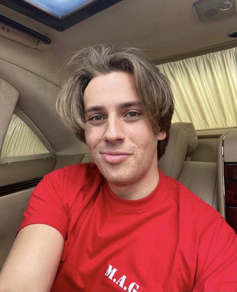 «До слез»: Галкин показал реакцию сына на выступление молодой Пугачевой