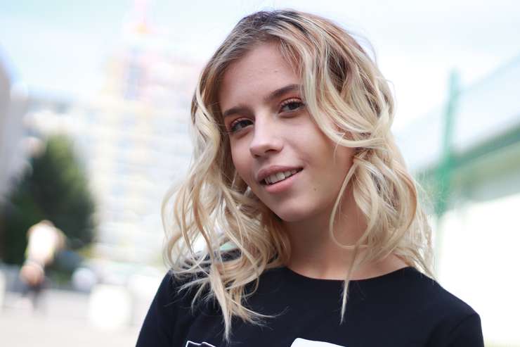 Даже те, кто дружат с родителями, смущаются говорить о своих симпатиях Даже те, кто дружат с родителями, смущаются говорить о своих симпатиях