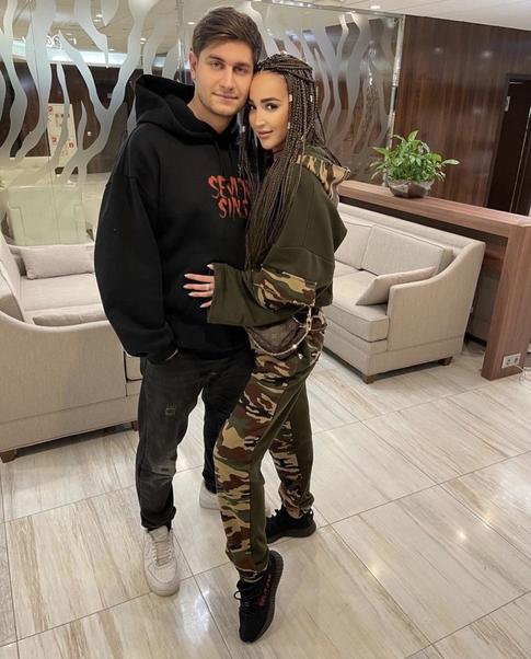 СМИ: свадьба Бузовой и Манукян стоила 52 тысячи рублей