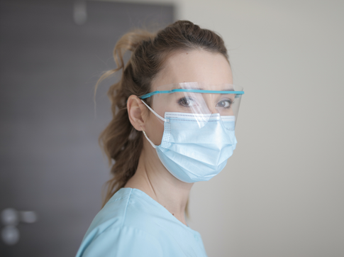 Роспотребнадзор: в России отменяются все массовые мероприятия