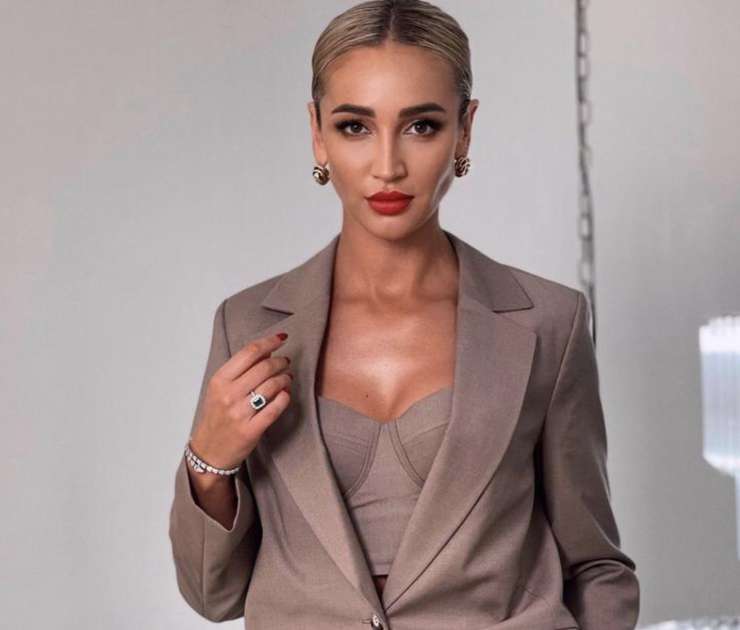 Ольга Бузова