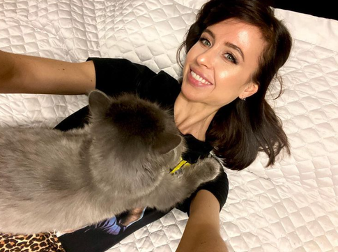 Карпович, Джоли и другие звезды, чья худоба пугает поклонников