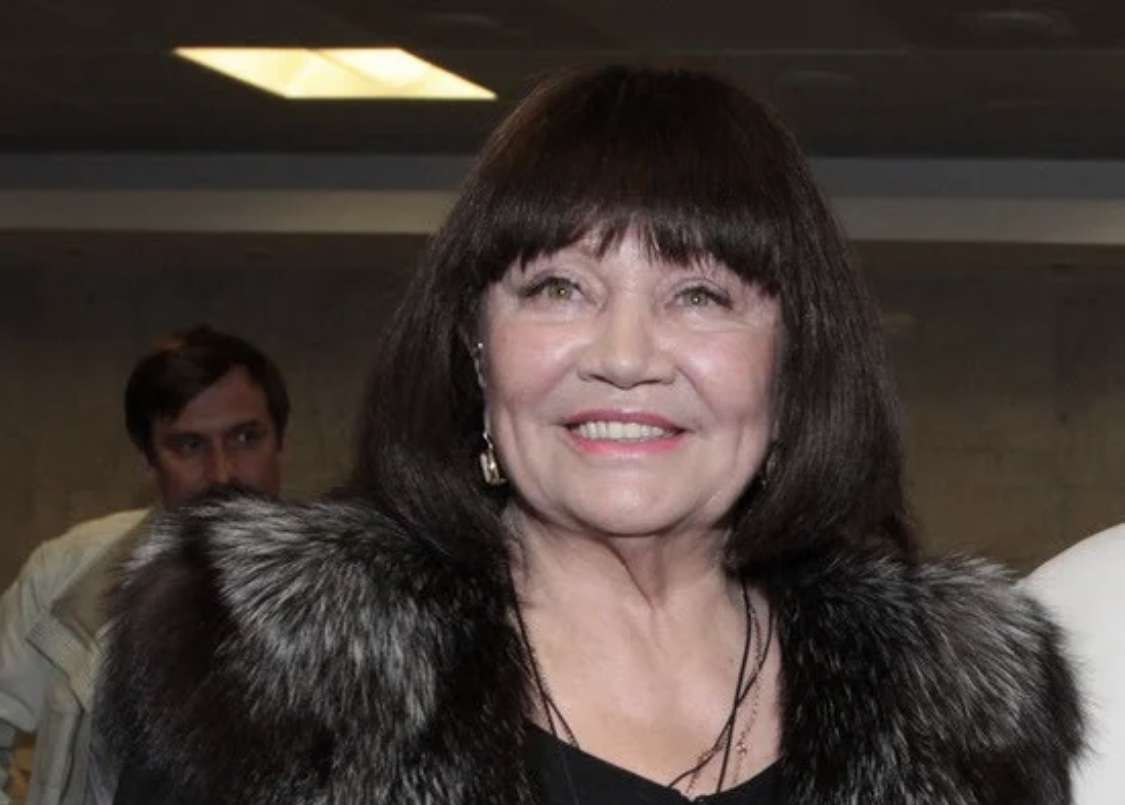 Лариса Лужина