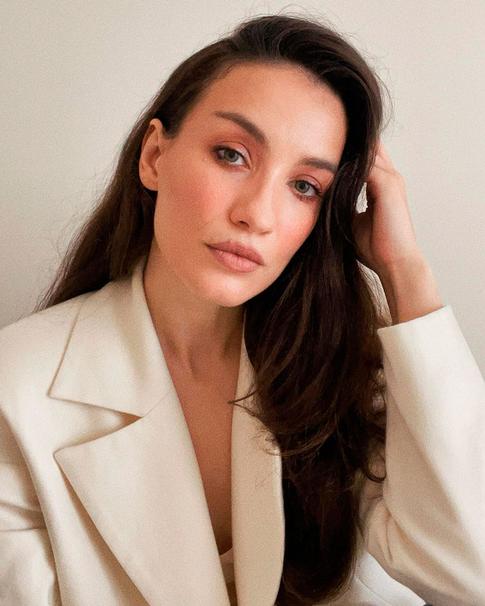 Дайнеко, Энистон и другие звезды, которые пошли против семьи и добились успеха