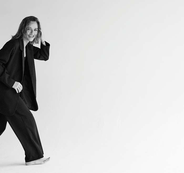 "Влюбчивая не значит ветреная. Я романтичная, творческая натура. Влюбленность меня вдохновляет" Влюбчивая не значит ветреная. Я романтичная, творческая натура. Влюбленность меня вдохновляет