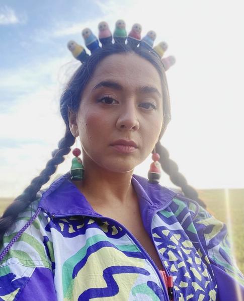 Манижа сообщила о своей помолвке