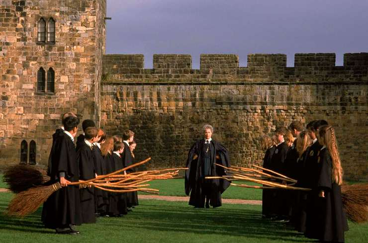 Стены замка Аланик