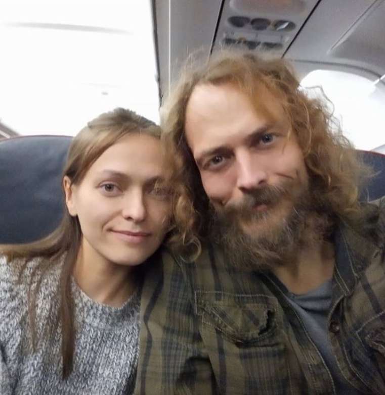Артем Артемьев с супругой