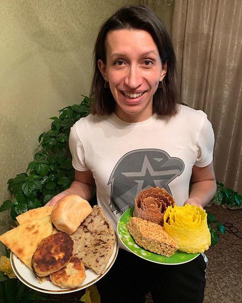 Елена Борщева предвкушает новогоднюю ночь: «Ко мне приходил пьяный Дед Мороз»