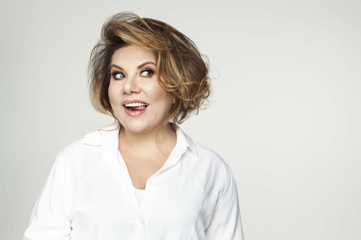 Юмористические номера в исполнении актрисы пользуются немалой популярностью