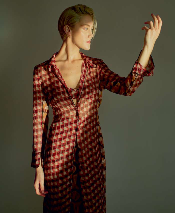 В школе я влюблялась в парней, которым была неинтересна. Видимо, был свой кайф в том, чтобы пострадать. Сейчас мне не хочется драмы