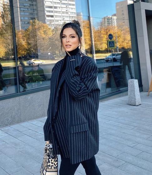 Нюша поделилась первым фото сына