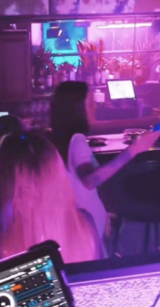 Девушку заподозрили в беременности