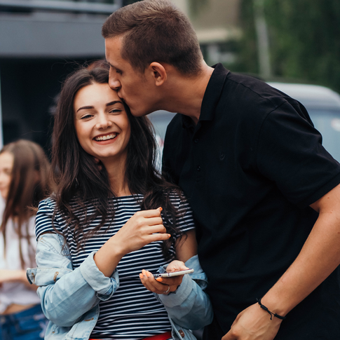 Мужу, сыну, коллегам: как не ошибиться в выборе правильного подарка